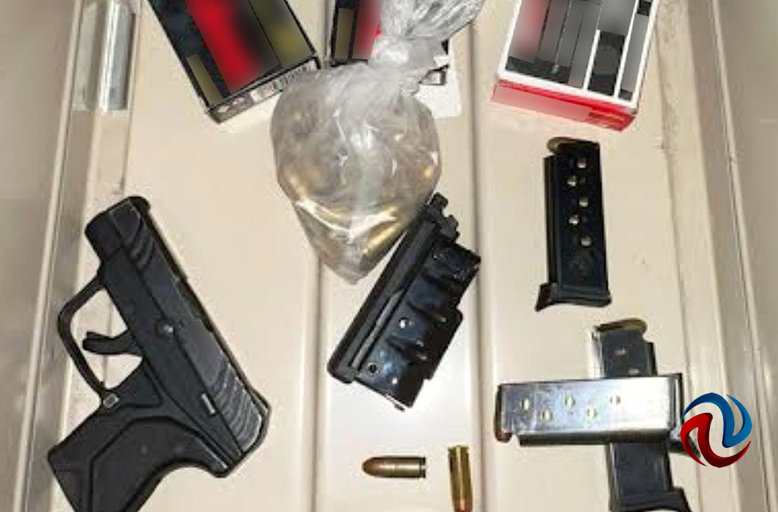 Decomisan cinco armas de fuego y 70 kilos de metanfetamina en Tecate